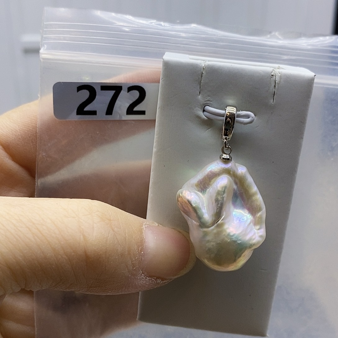 颈饰合金淡水珍珠