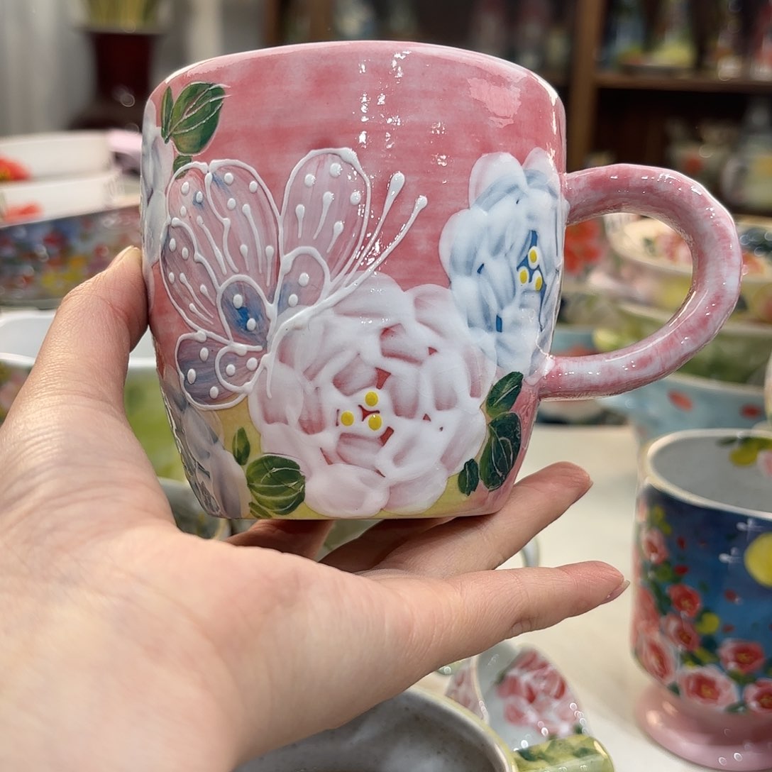 瓷片兔兔盖茨。兔兔好