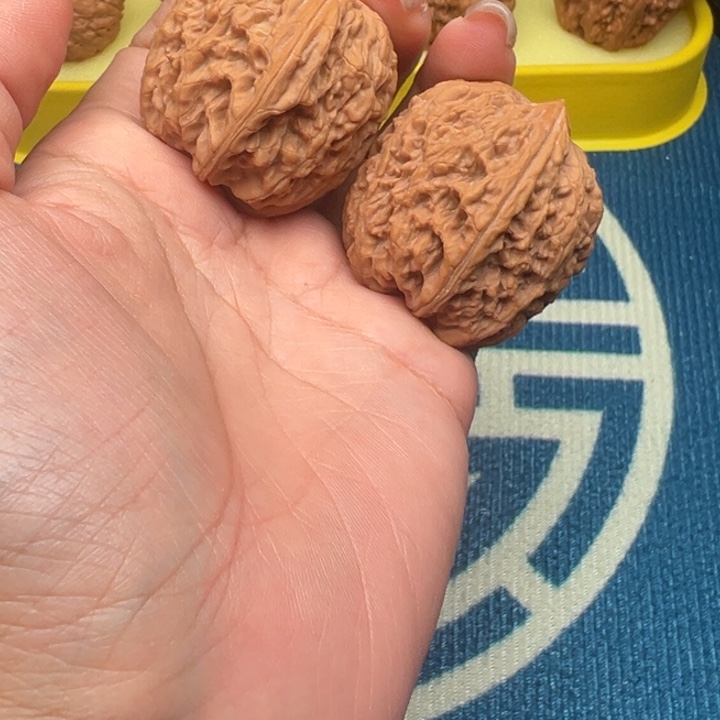 桃核吊坠文玩核桃滚石