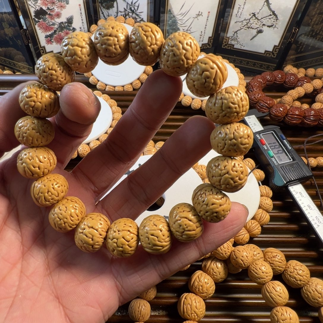 感***心桃木奶油金丹桃核手串