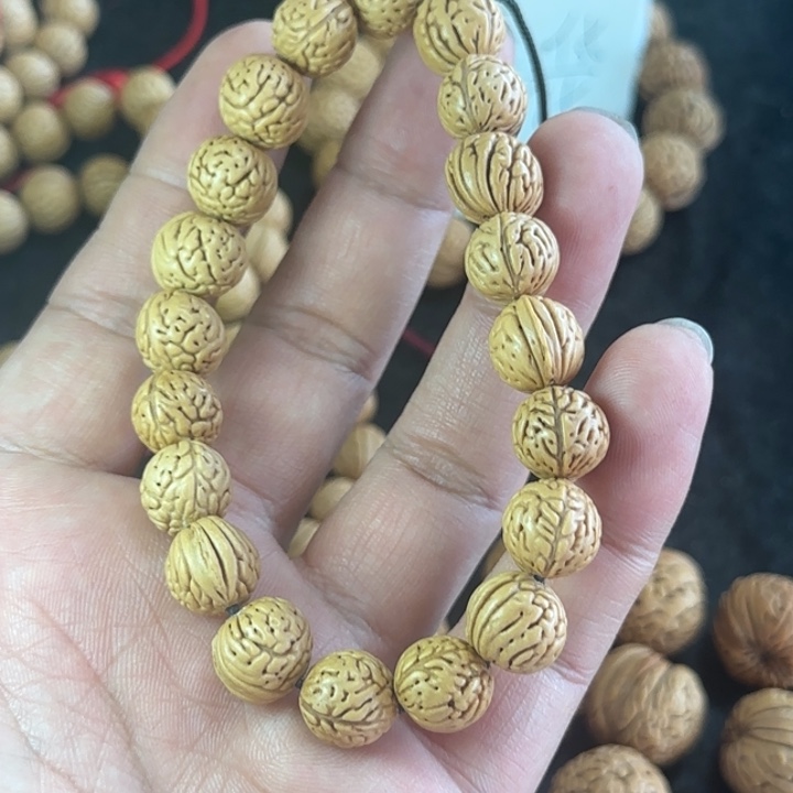 成*202530野生桃核大肠纹手持一条