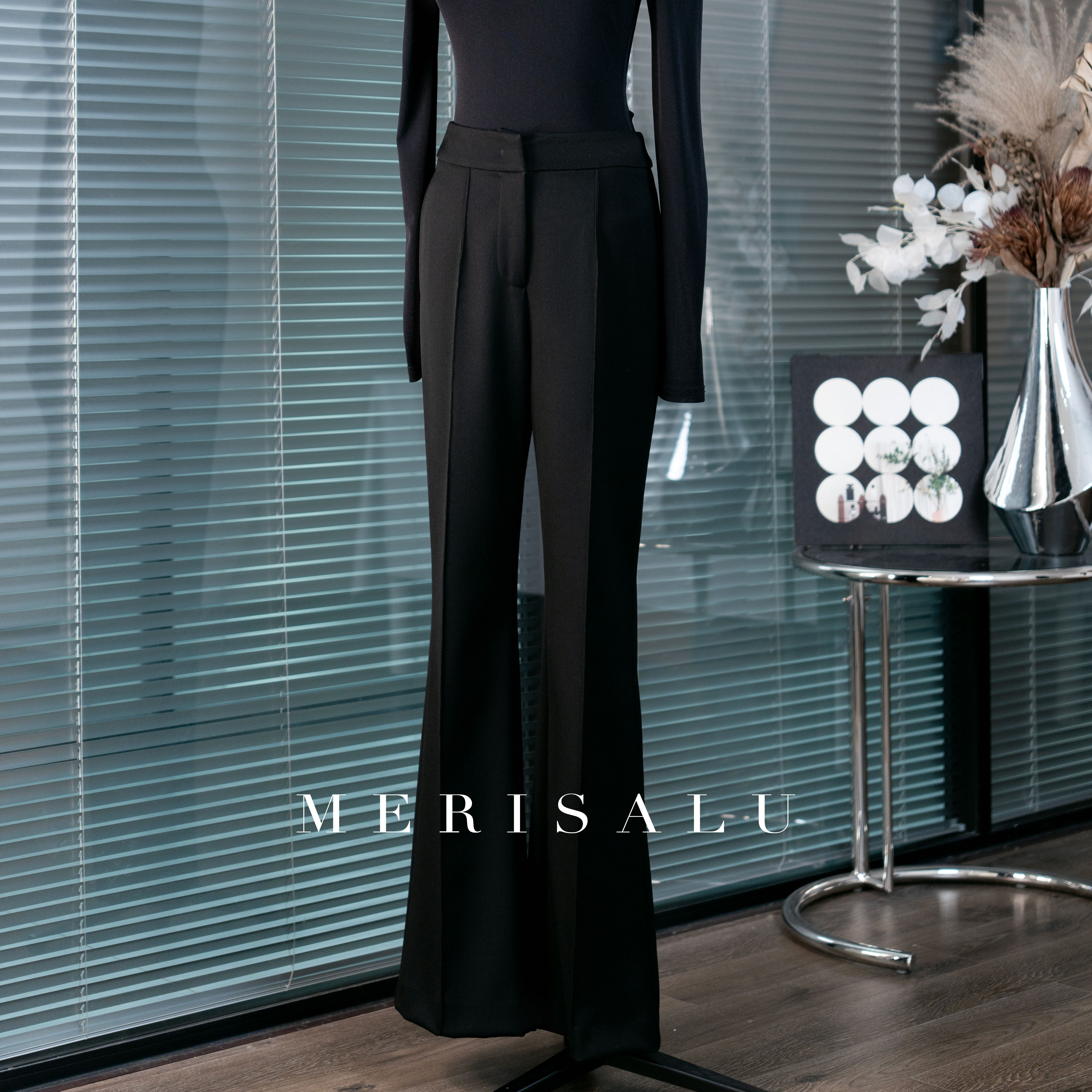 MERISALU【CHEN STUDIO】摩登秘境-修身微弹后开叉显瘦高腰微喇裤