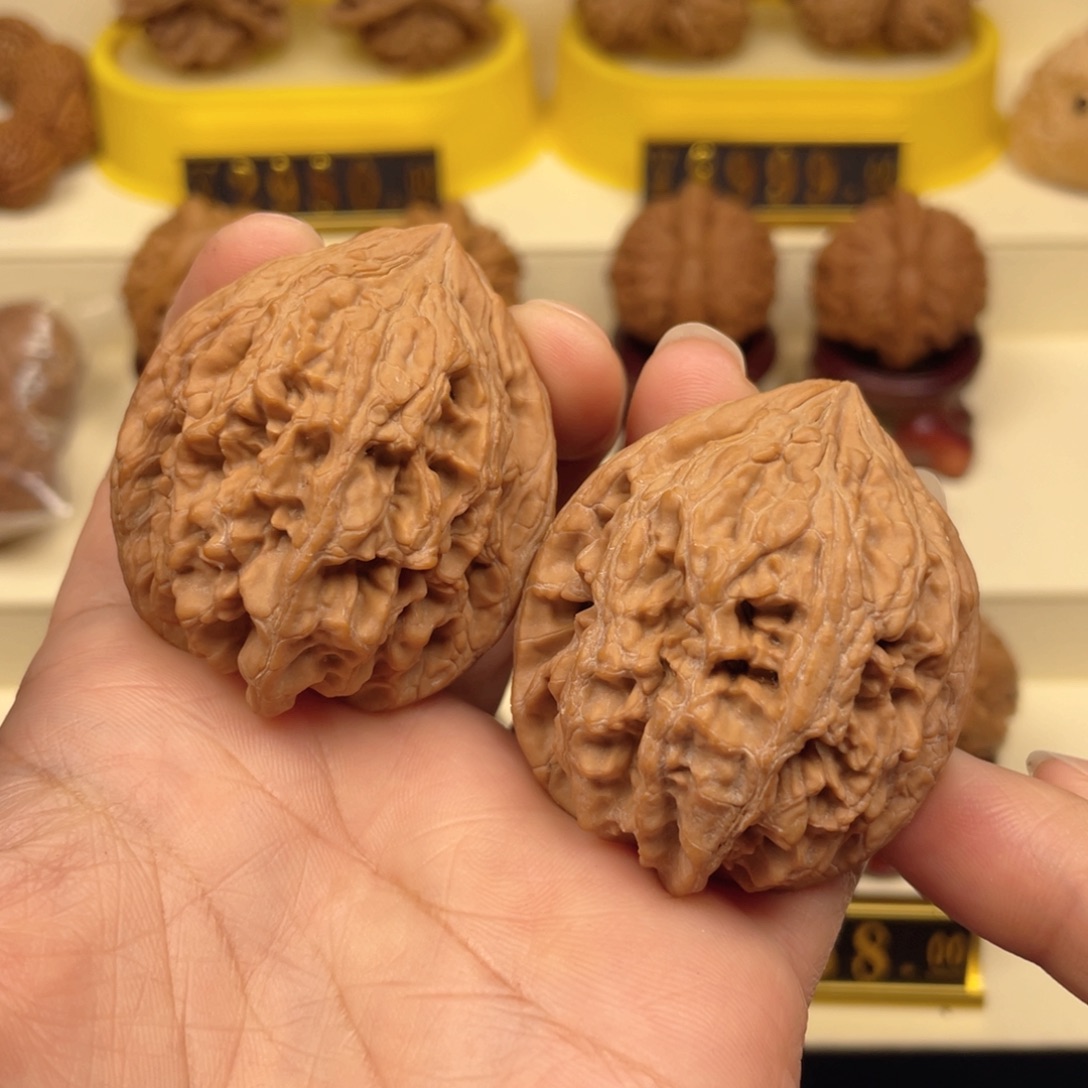 上***狗把件文玩核桃大沽石42