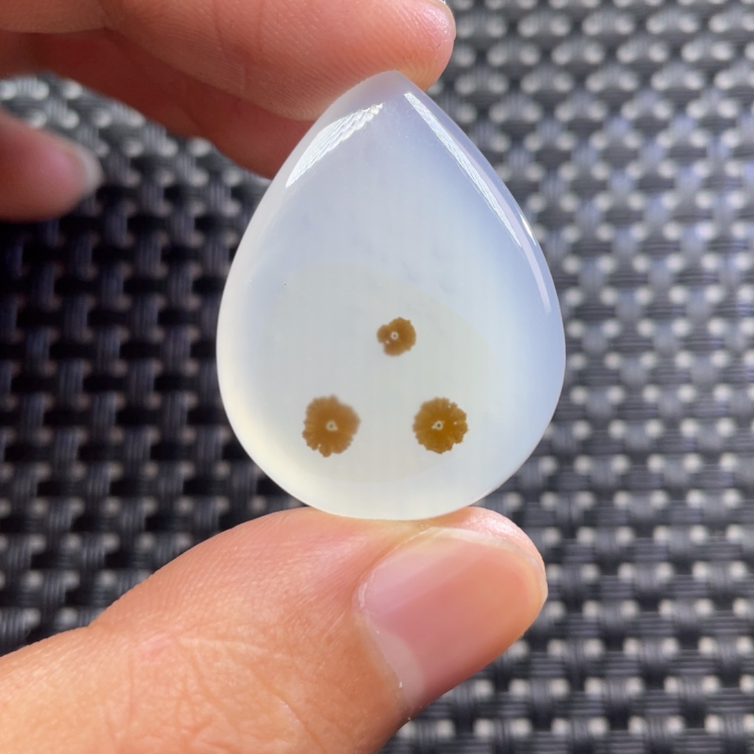 未镶嵌颈饰玛瑙/玉髓Q*丶