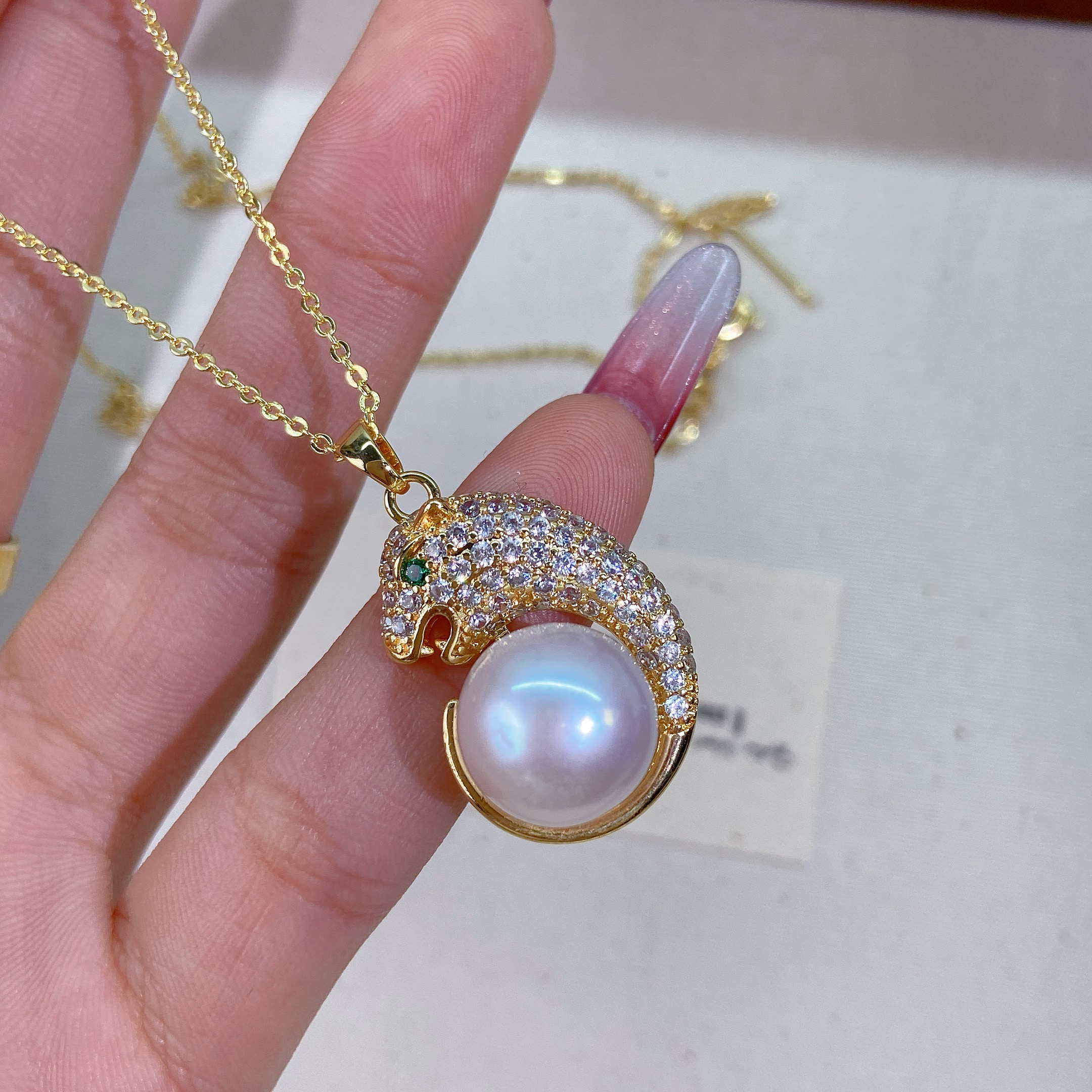 11-12mm淡水珍珠豹款吊坠