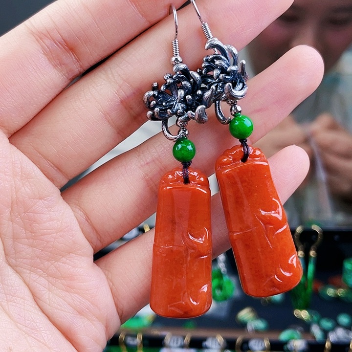 翡翠耳饰未镶嵌饰品