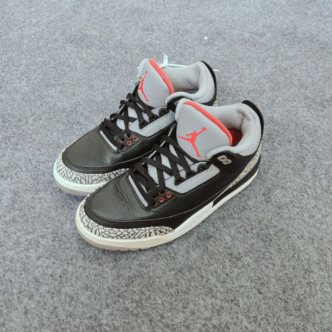 90新 MM6 3代黑水泥42码 RR2207球鞋