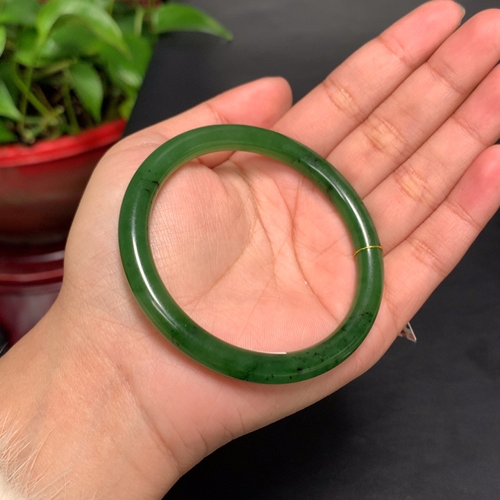 和田玉手镯未镶嵌d****?55