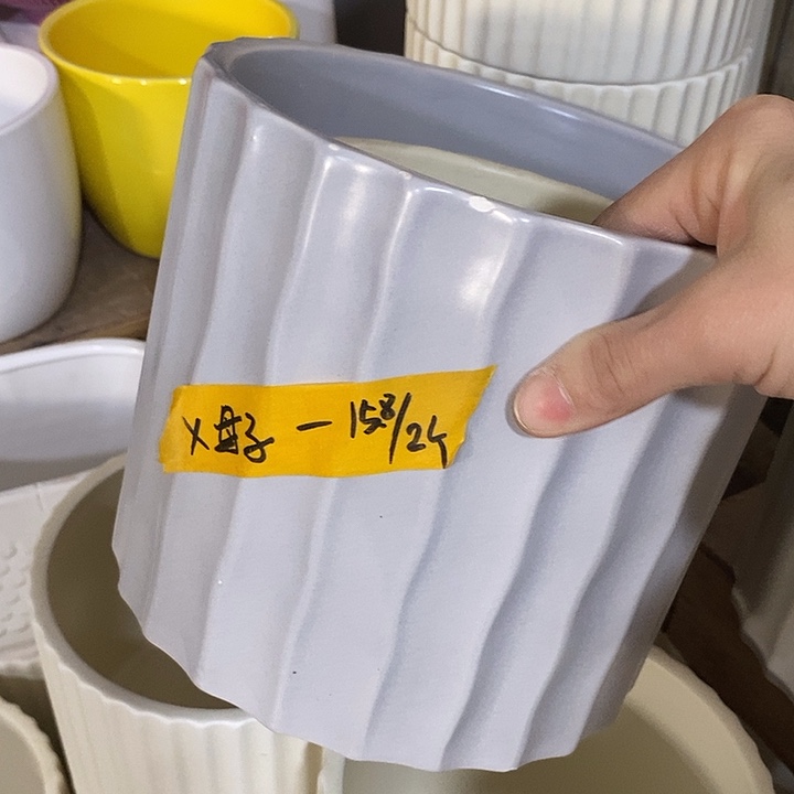 陶盆有孔 瑕疵针孔漏釉介意勿拍外口 18外高16