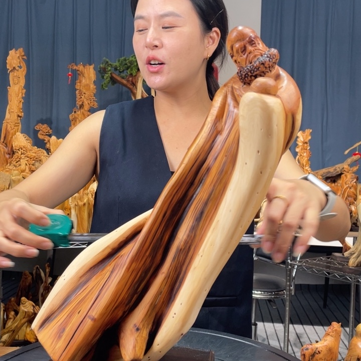 柏木（崖柏）随型摆件
