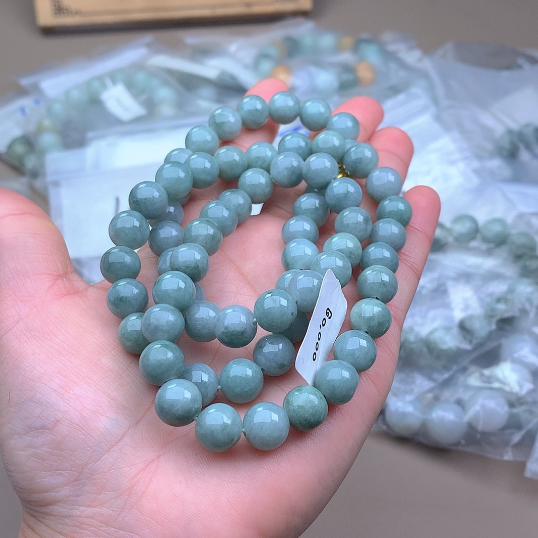 未镶嵌手串定制翡翠