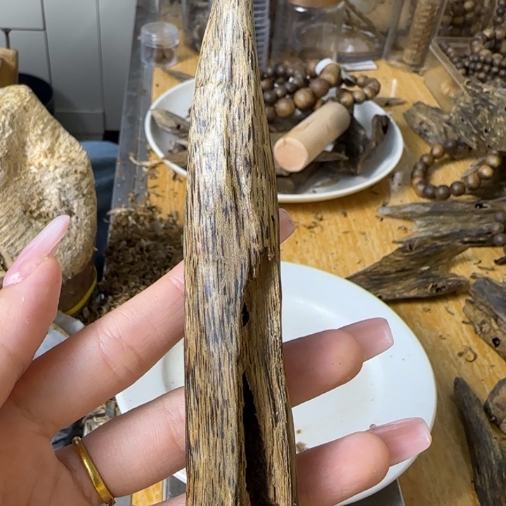 沉香碎屑沉香海南露河虫漏9.5g