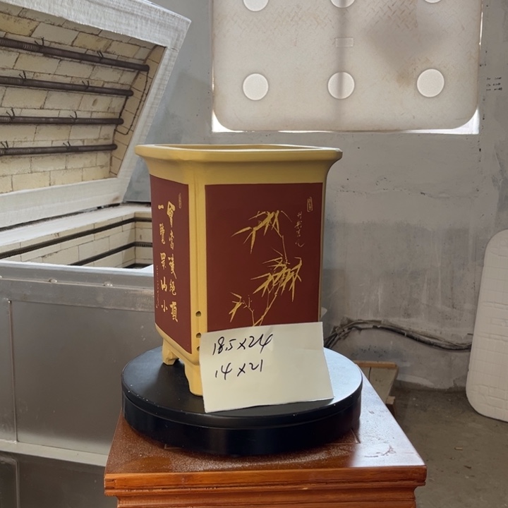 紫砂花盆紫砂花盆