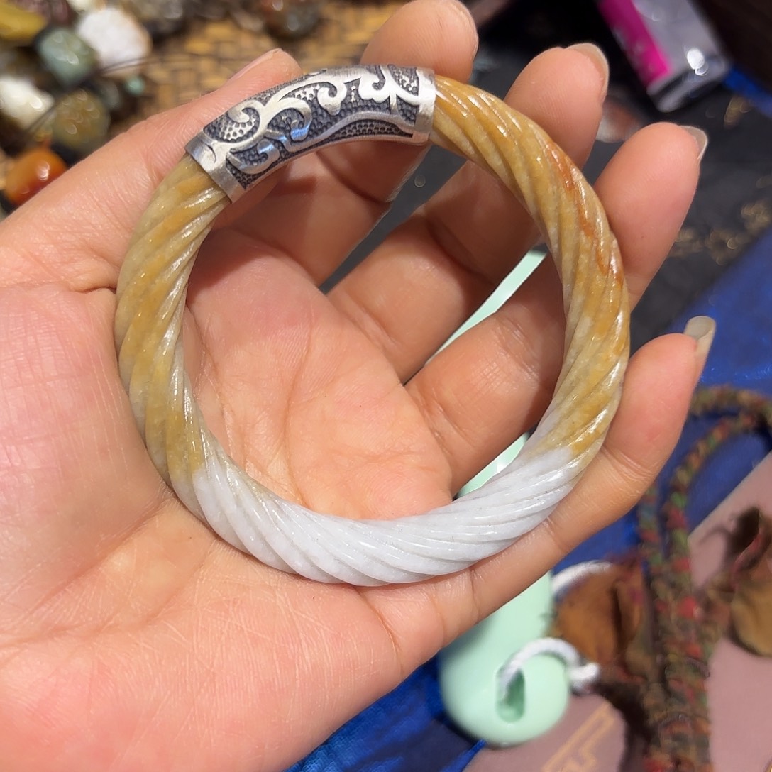 翡翠未镶嵌颈饰原创