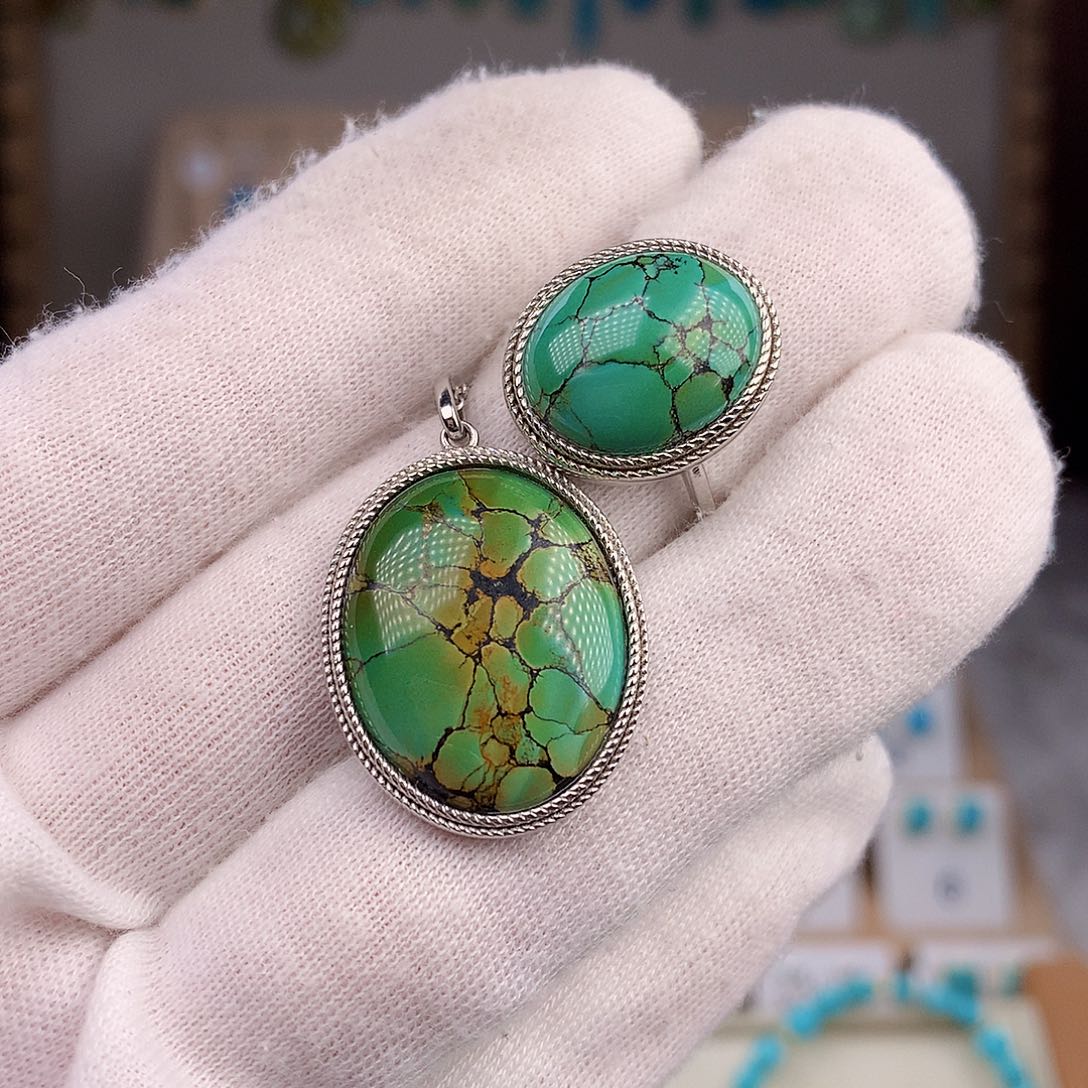 绿松石耳饰银S925镶嵌