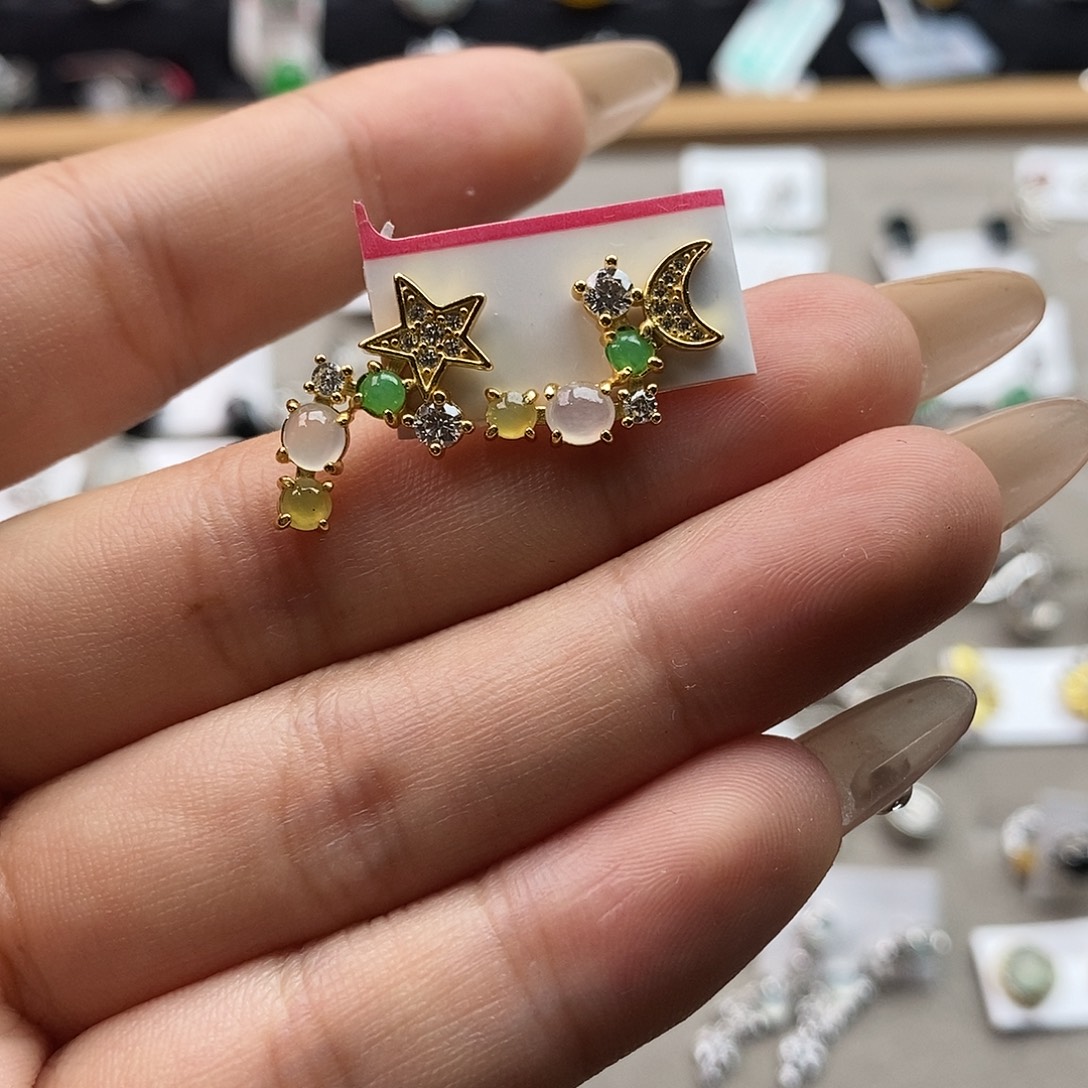 翡翠未镶嵌戒指翡翠