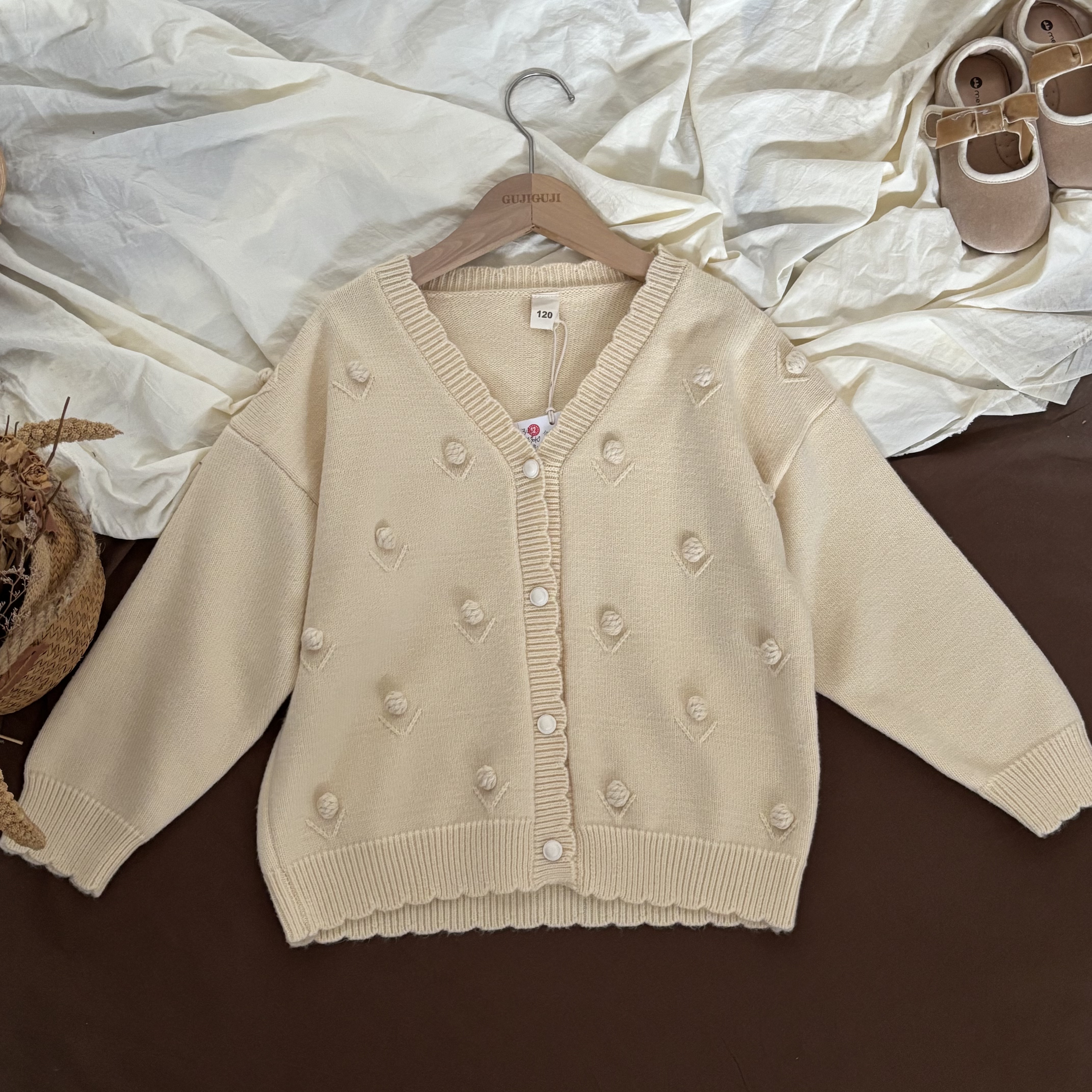 新款女童秋季定球开衫外套洋气针织衫春秋百搭毛衣宽松韩系毛衫