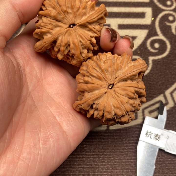 文玩核桃吊坠平**福官帽全品50