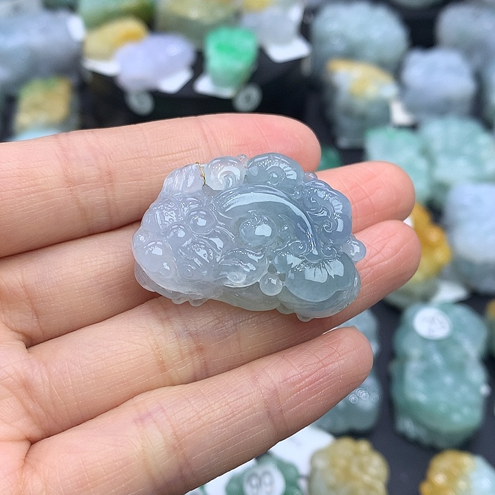 翡翠未镶嵌颈饰天然缅甸A货翡翠貔貅吊坠