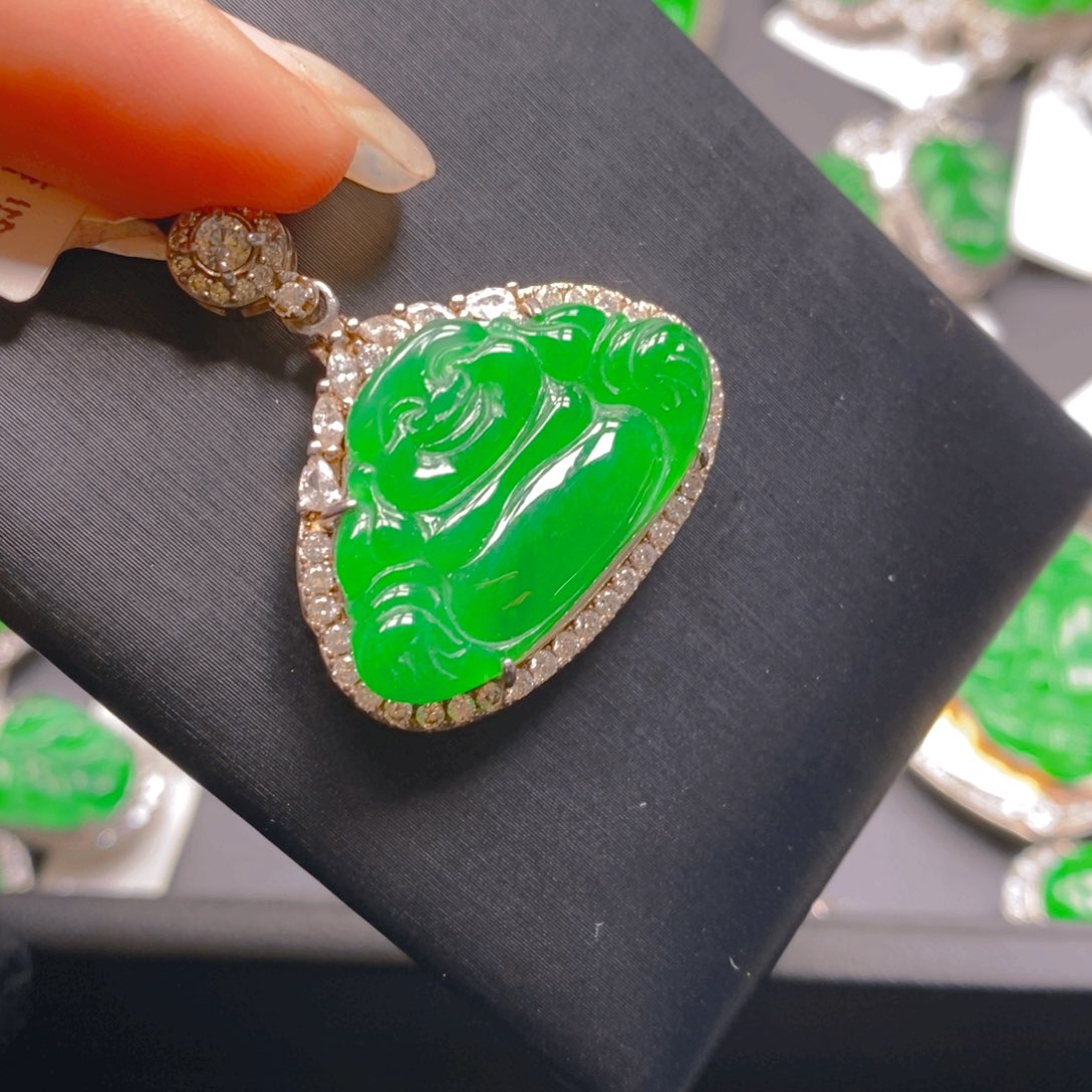 翡翠颈饰银S925镶嵌888888888