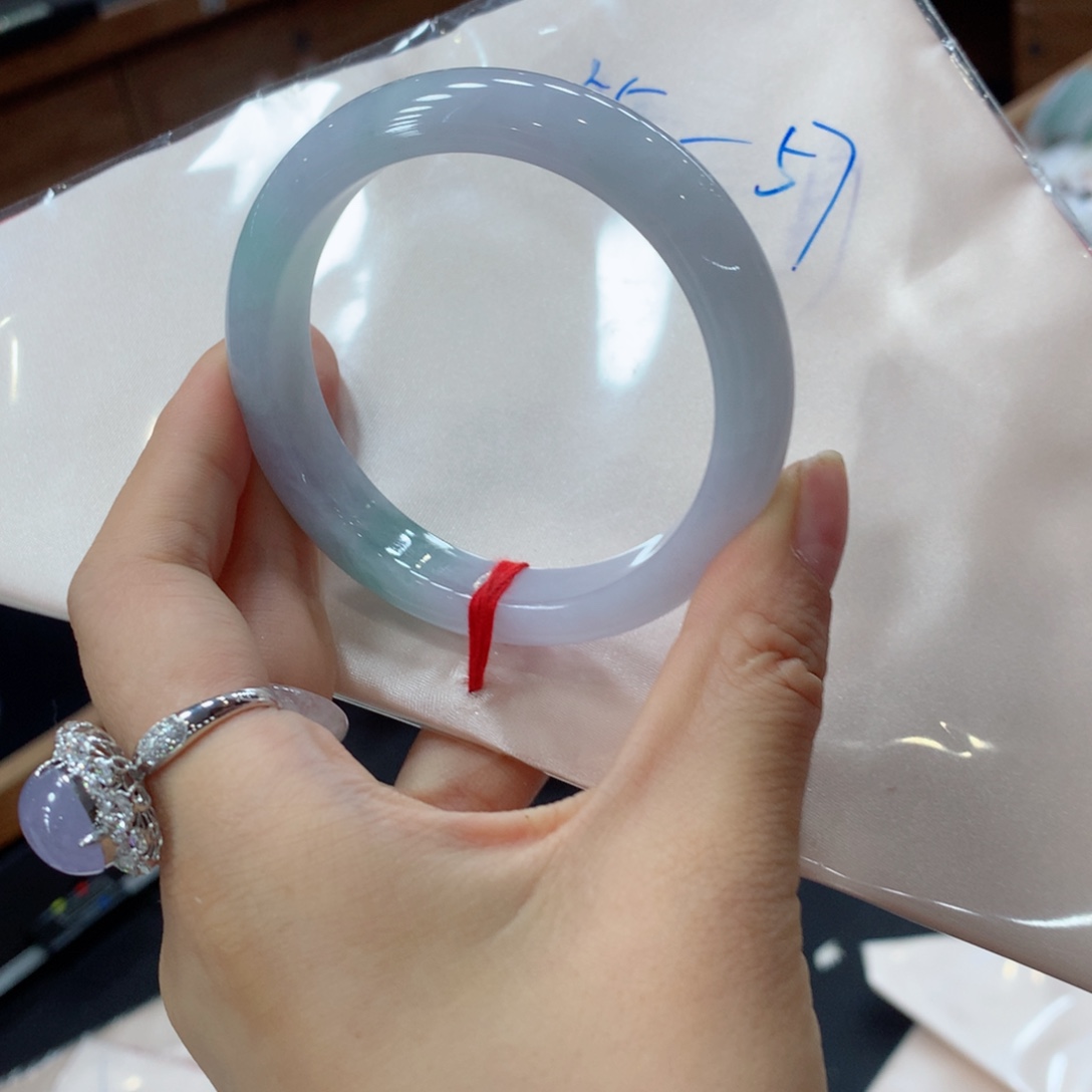 翡翠未镶嵌手镯买断