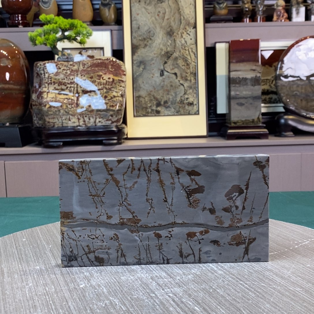 时***人石材广西国画石草花石