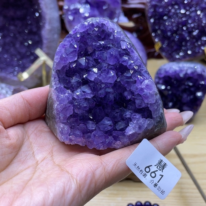 未镶嵌紫晶大型摆件（非配饰）