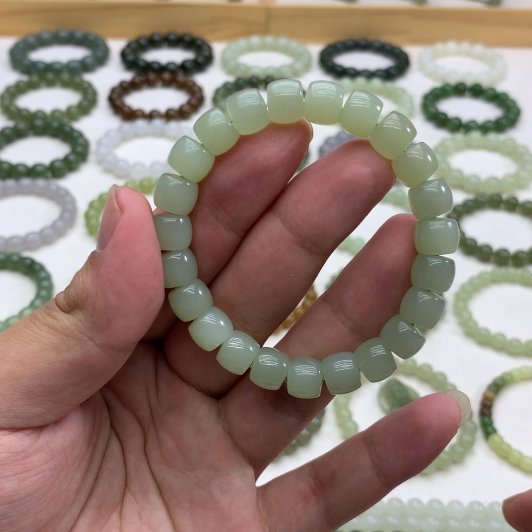 手串未镶嵌和田玉（直切晴水9.5）