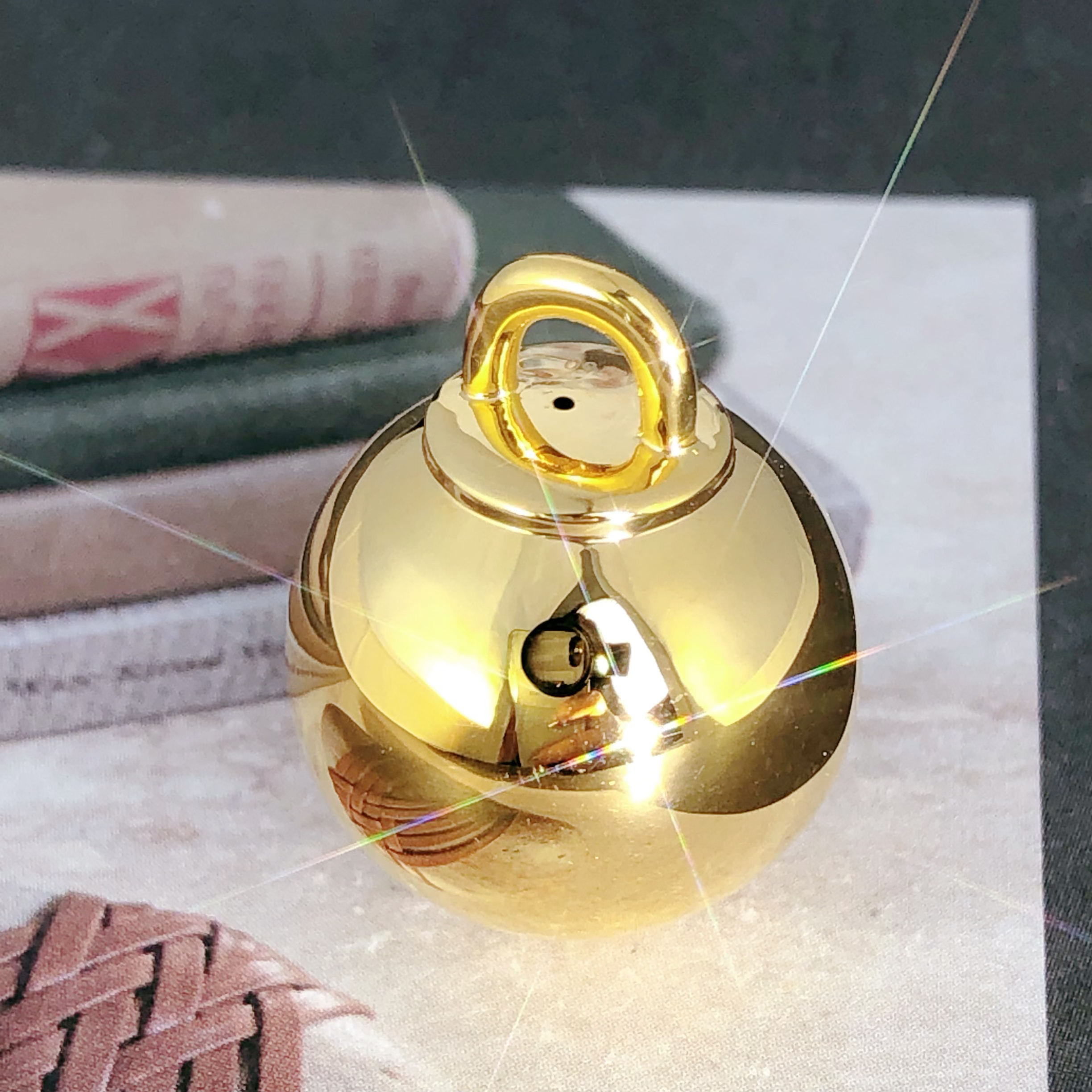 【皇冠轻奢】18k金 | 蛋壳金泡泡光面大金球吊坠 高级时尚 卡18.9mm