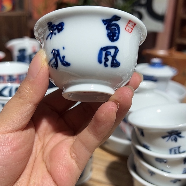 冷***猪陶瓷艺术作品欣赏