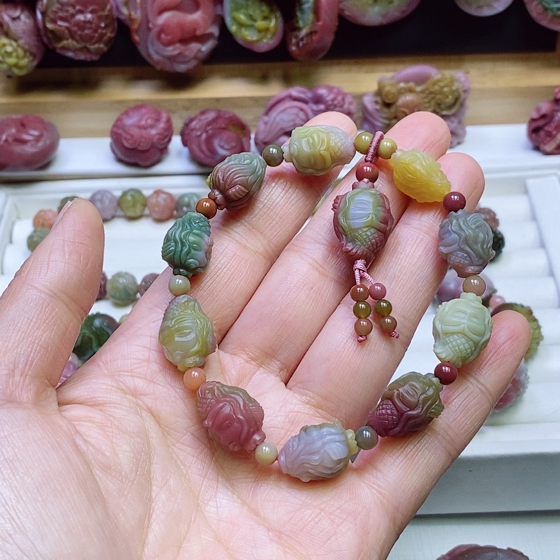 玛瑙/玉髓盐源玛瑙手链未镶嵌