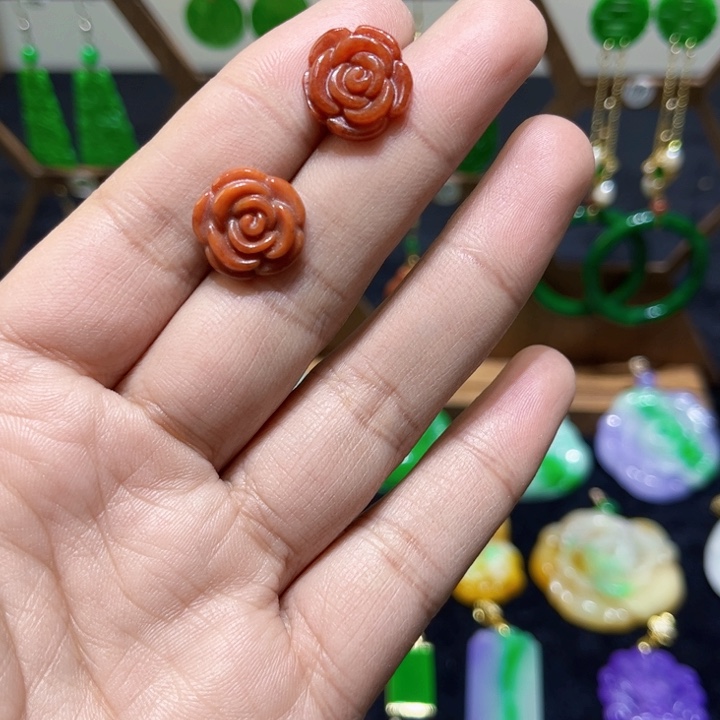 翡翠颈饰银S925镶嵌耳钉