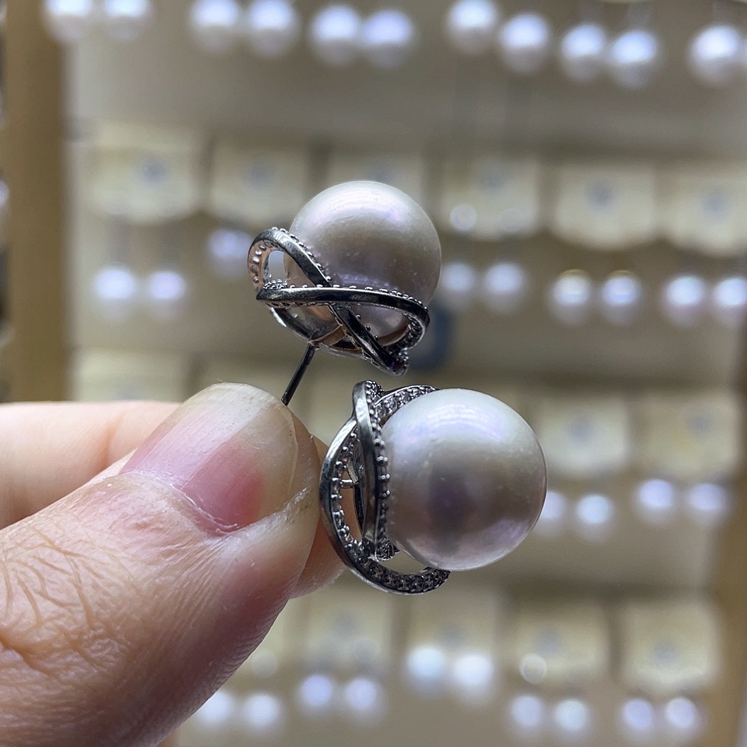 银S925镶嵌淡水珍珠耳饰