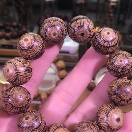 善***德男女老少通过款手串