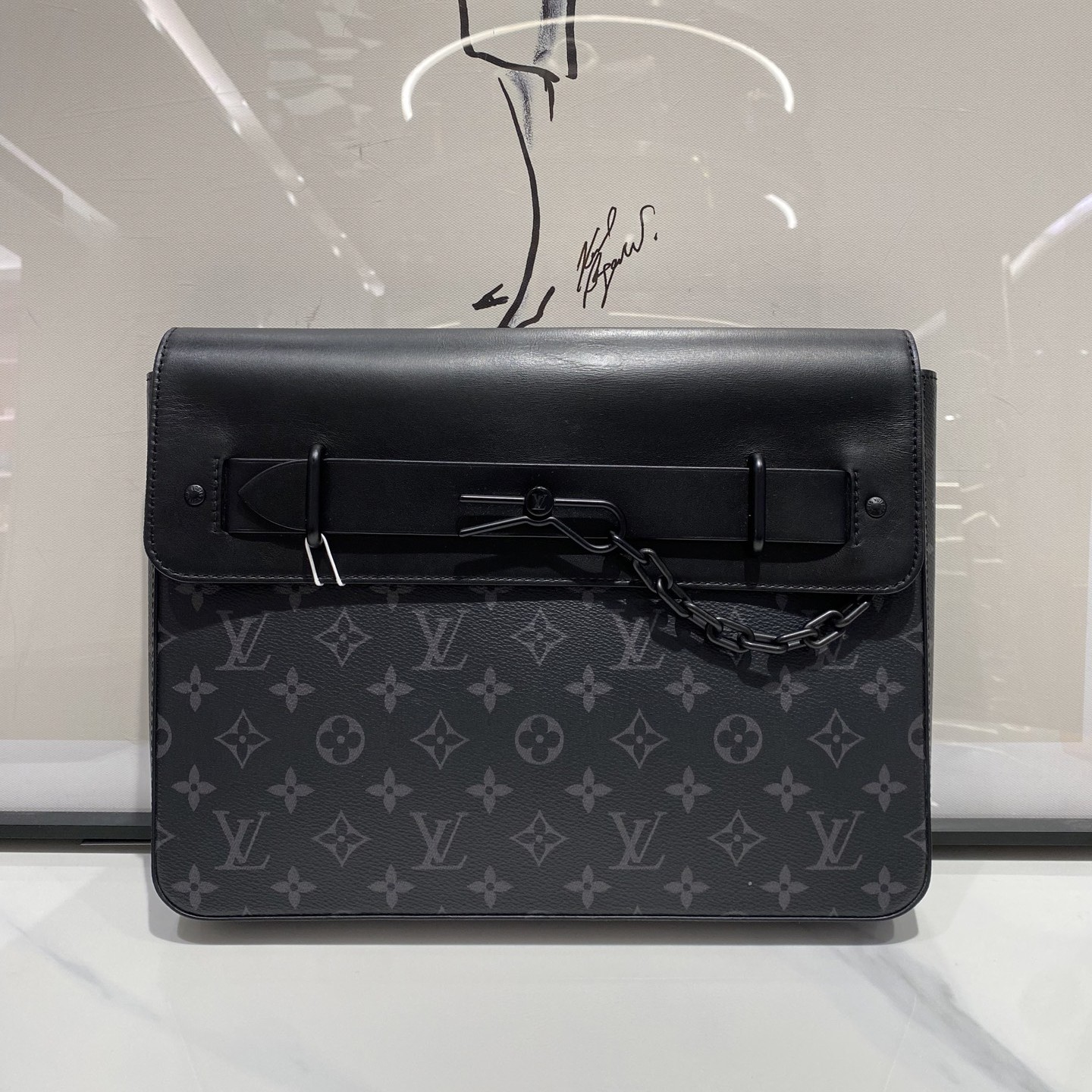 99新 LouisVuitton/路易威登 新款 黑武士手拿包（12666）