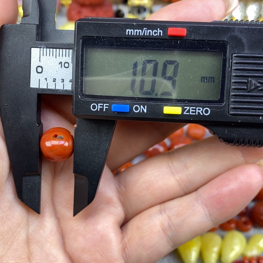 南红玛瑙未镶嵌11mm单珠