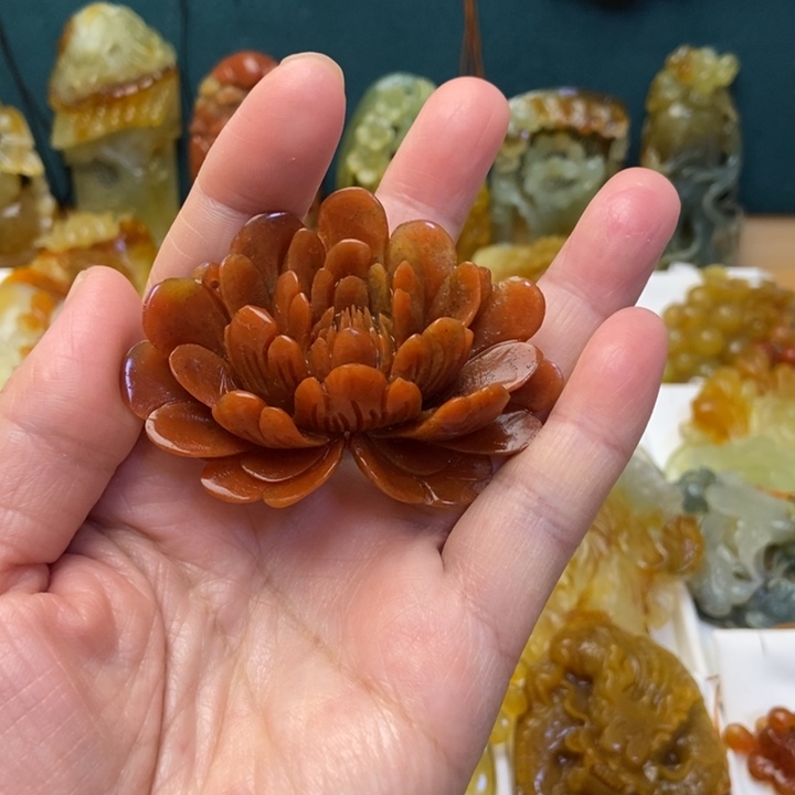 蛇纹石玉合金颈饰