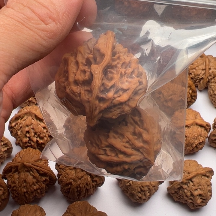 桃核吊坠辉*爷给哥哥哥哥哥哥