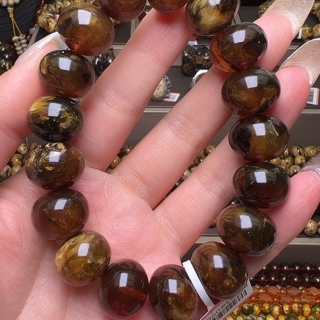 大***4裸石琥珀未镶嵌16m