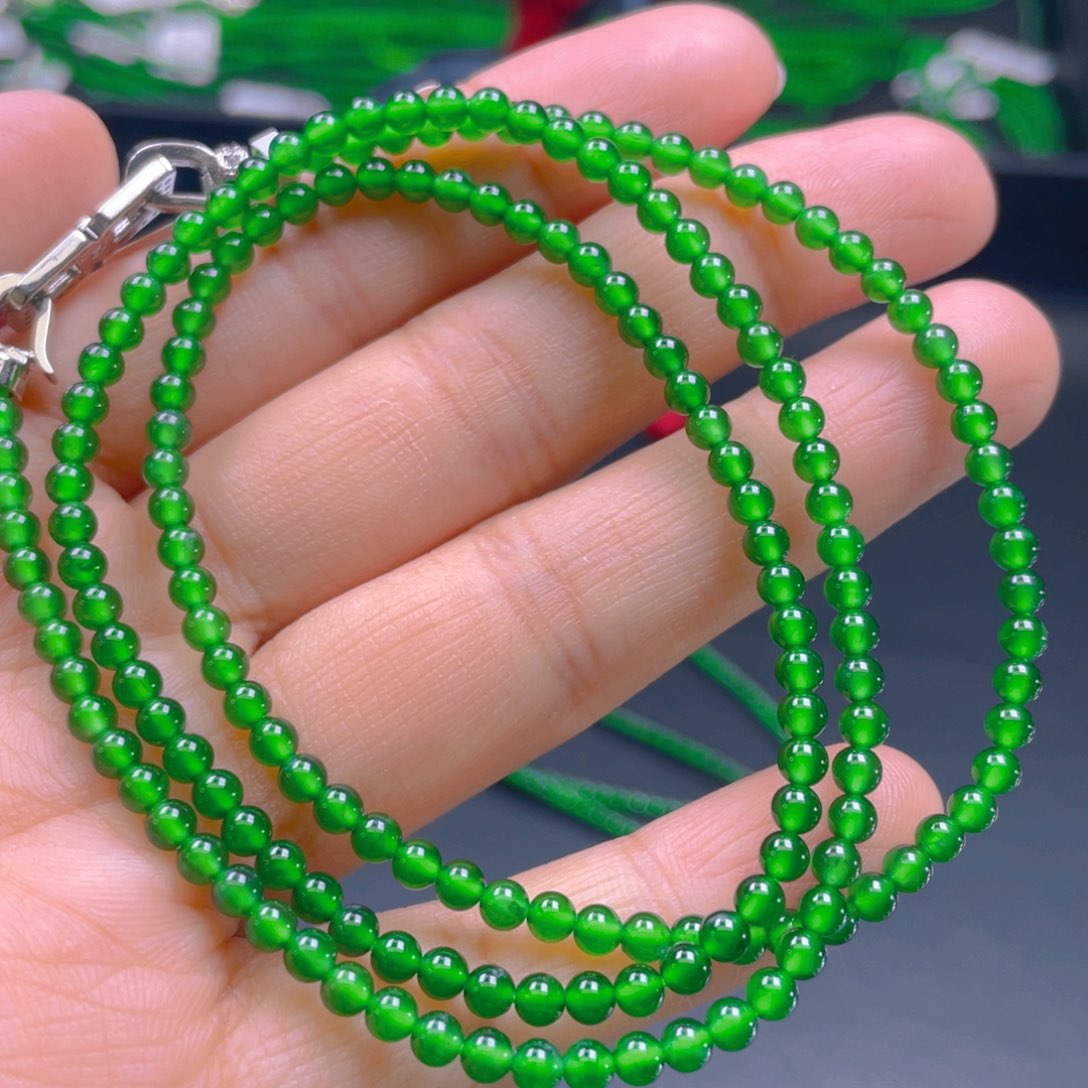 翡翠颈饰未镶嵌一