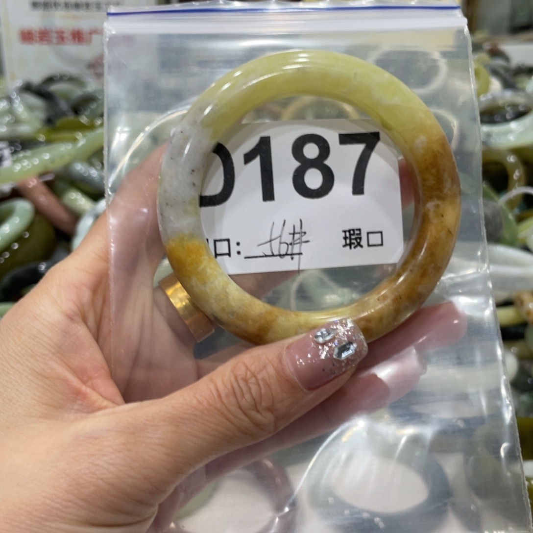 蛇纹石玉手镯合金