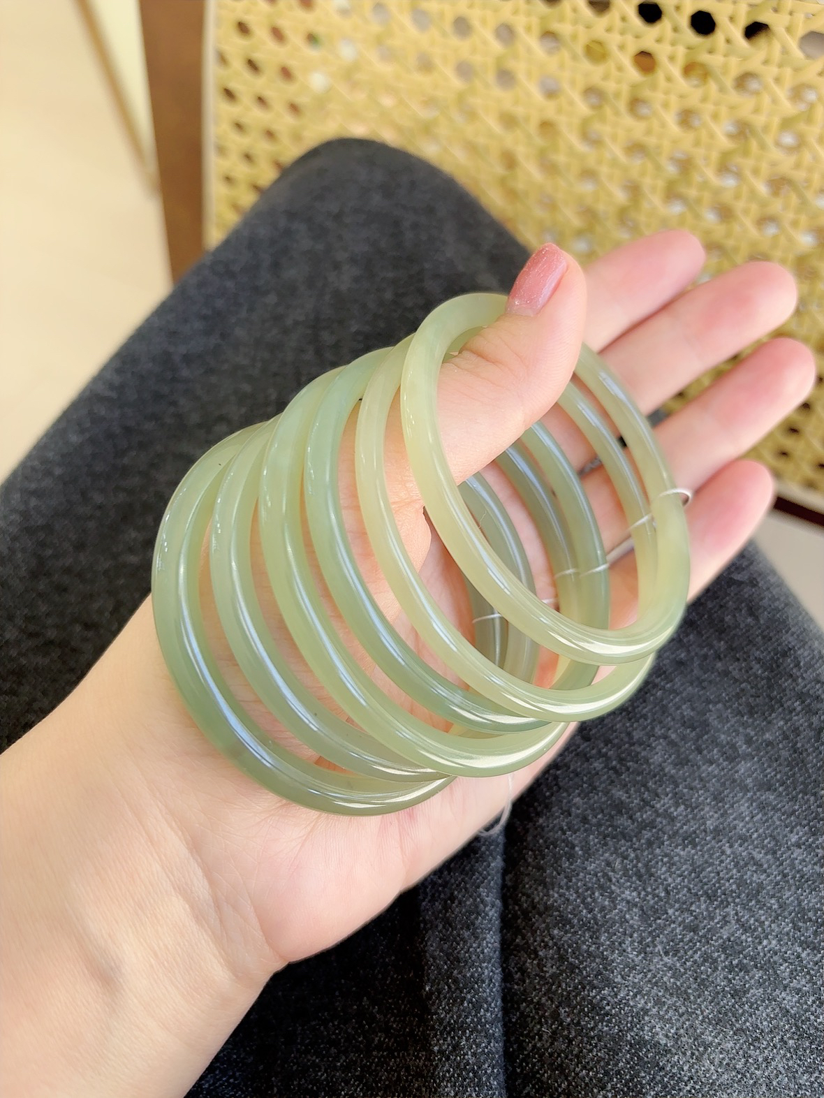 天然和田玉手镯放漏-C