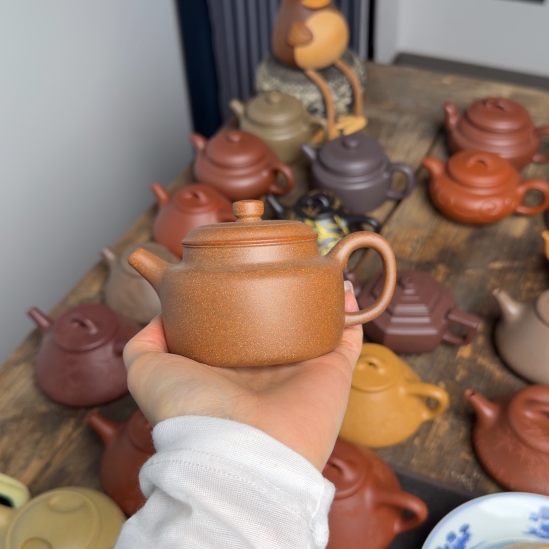 有***鑫茶壶紫砂呃呃呃额额的