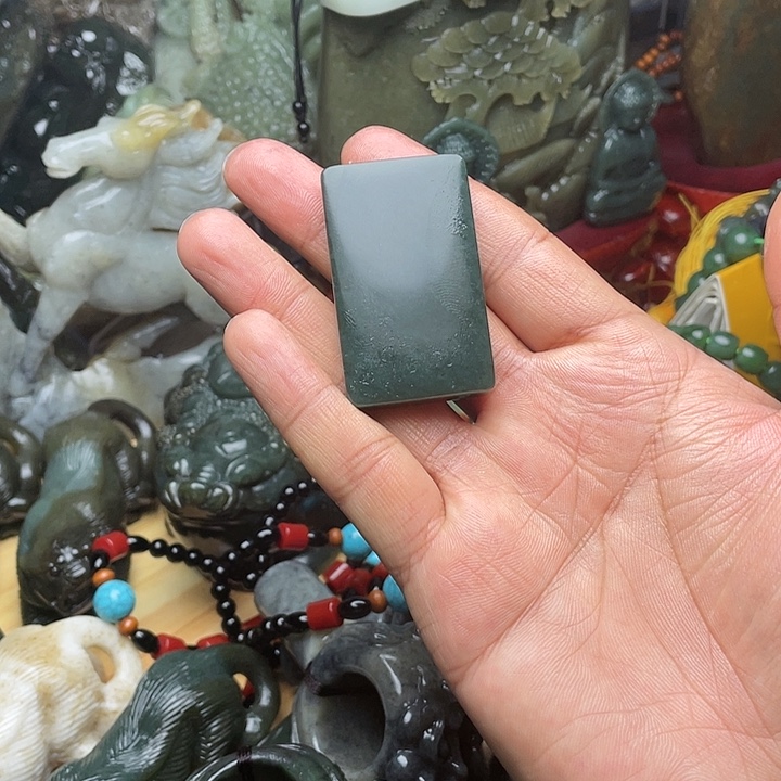 和田玉未镶嵌挂件