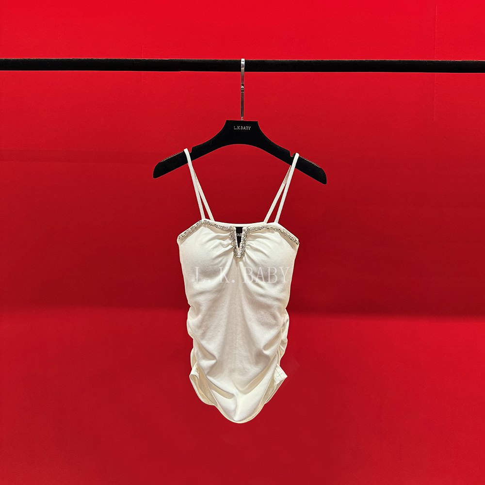 【L.K.BABY】又纯又欲  性感气质V领镶钻抹胸褶皱收腰鱼骨吊带背心