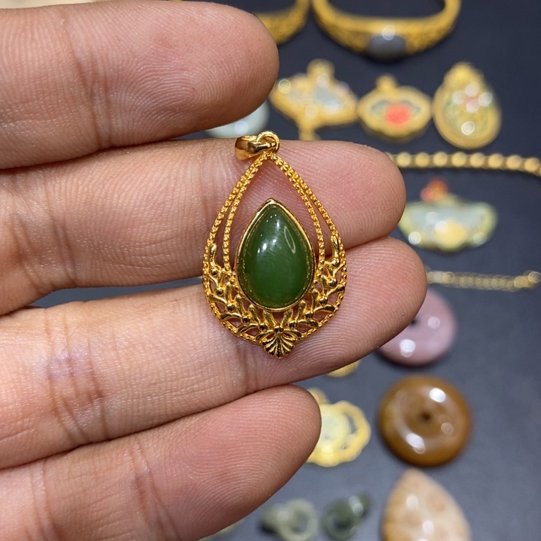 和田玉颈饰银S925镀金镶嵌