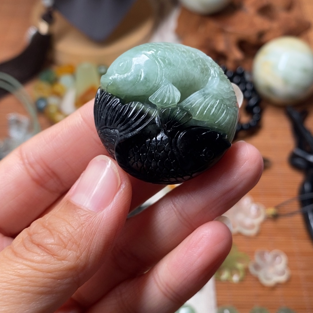 蛇纹石玉未镶嵌挂件