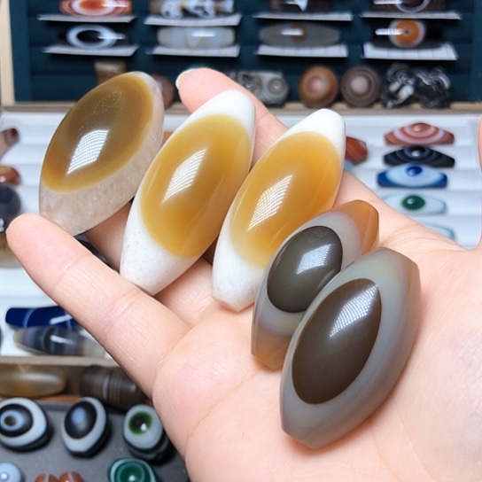 未镶嵌颈饰玛瑙/玉髓品***1
