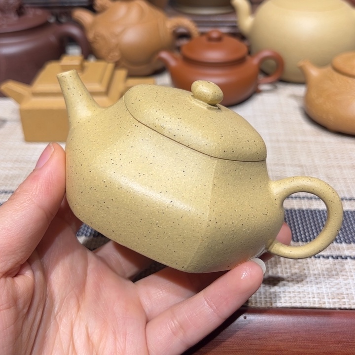 墨绿，容量140毫升，六方