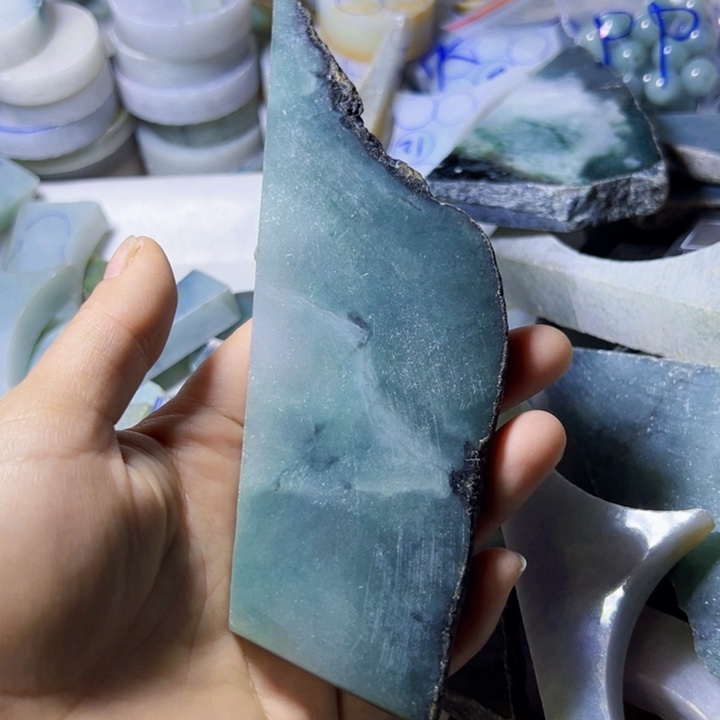 颈饰未镶嵌翡翠爱****恒